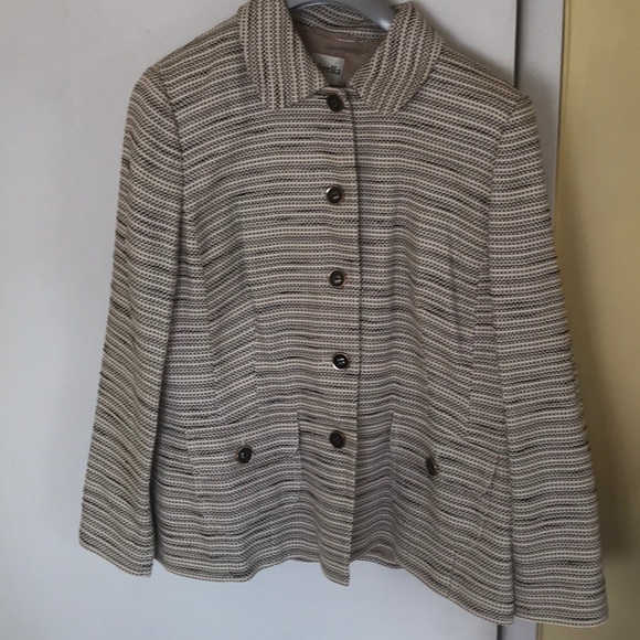 UK size 16 Blazer - Picture 5 of 6